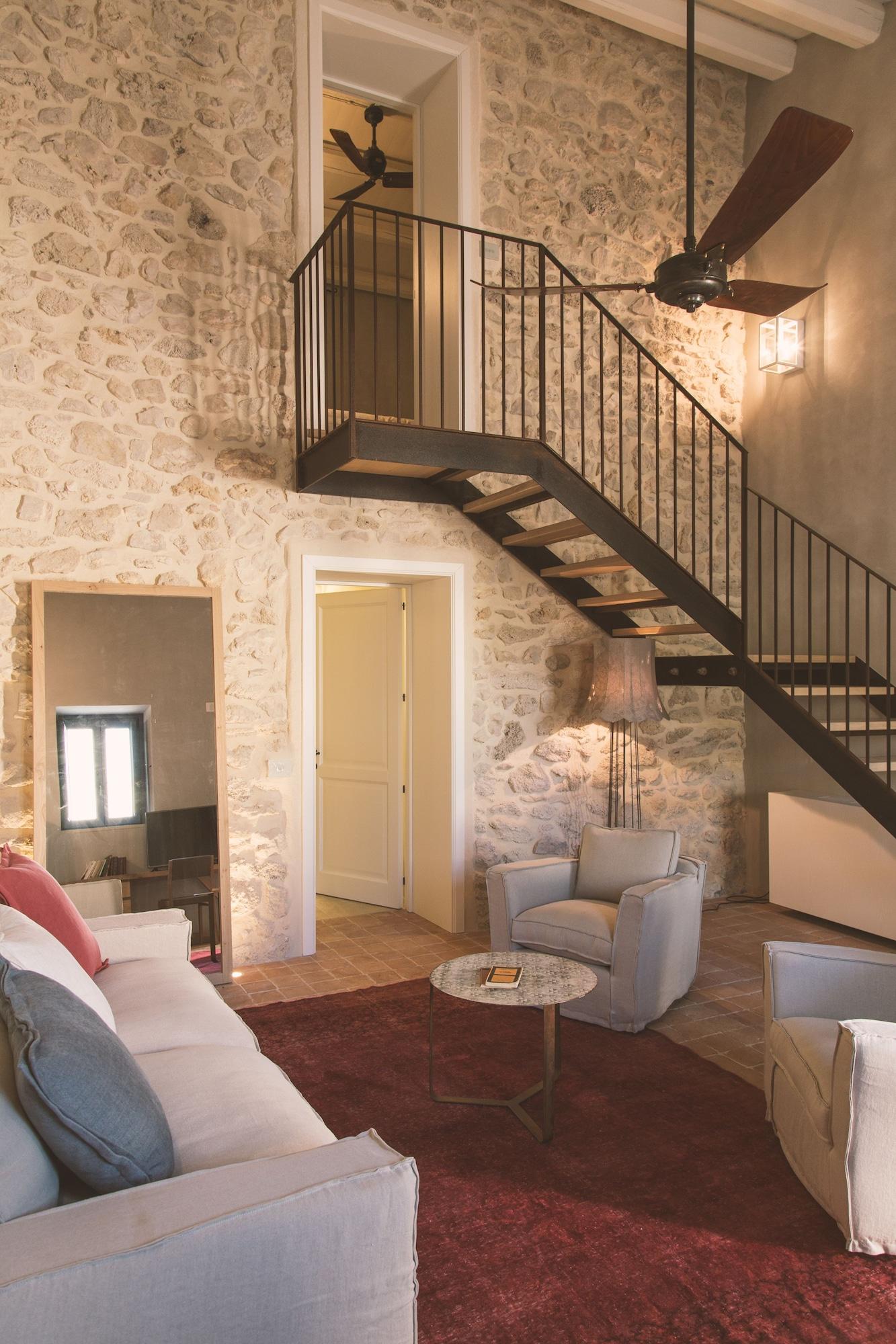 Hotel Masseria Della Volpe 4*